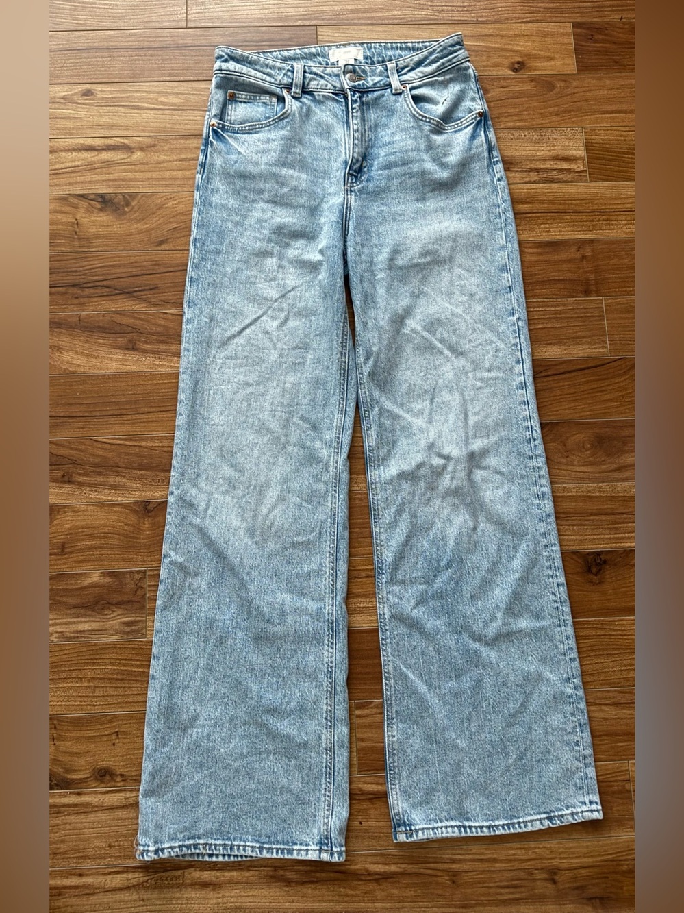 H&M Light Wash High Rise Wide Leg Denim Jeans Size 8 / EUR 40